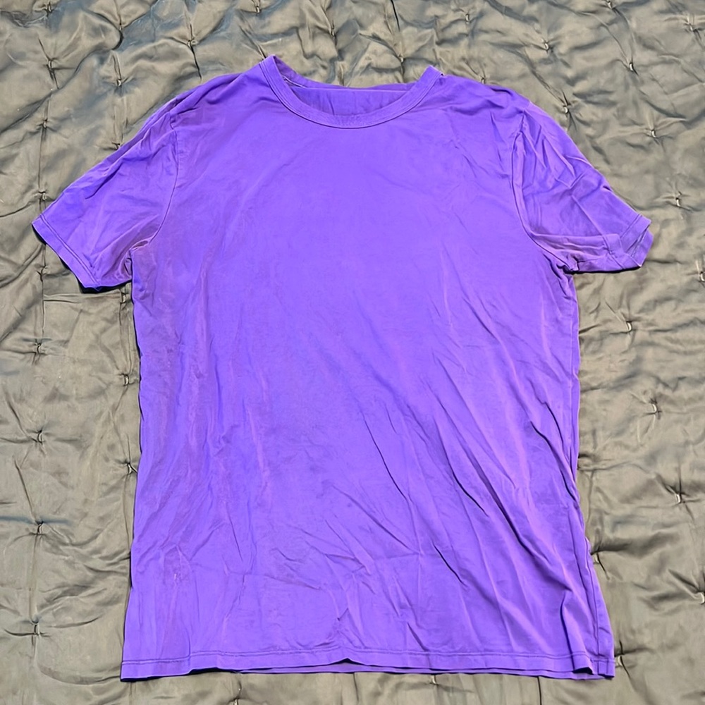 Lululemon Fundamental T-Shirt size L in purple